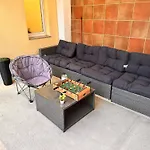Spacious Central 4-Room Suite For 6 - Near Subway
